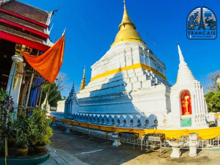 Wat Phra Kaeo Don Tao