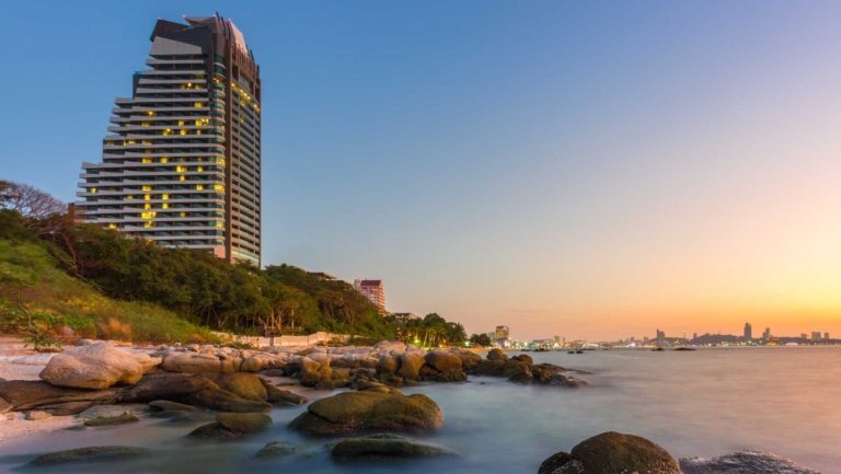 Condo thai