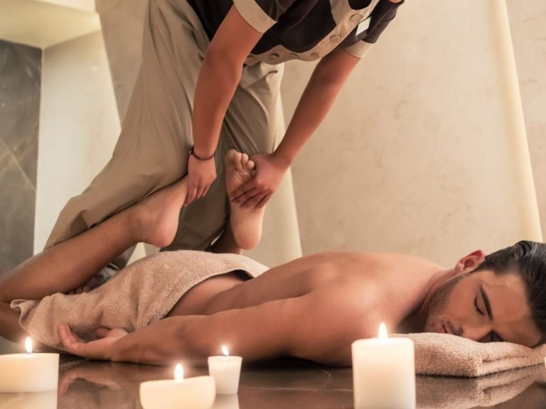 Massage thailandais homme