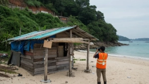 À Karon, 22 constructions visées par un ordre de retrait à Freedom